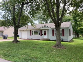 901 Edgevale Terrace