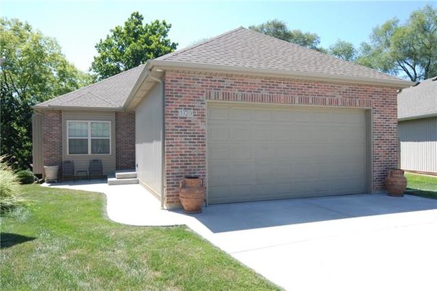 109 N Heatherton Court Gladstone, MO House Sold - Photo 1 of 52. Opens carousel modal
