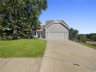 306 Lakeland Drive