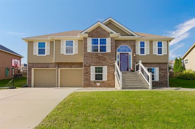 11020 N Laurel Avenue Kansas City, MO House Sold - Photo 1 of 30. Opens carousel modal