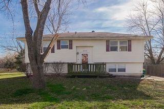 209 W Edgewood Drive