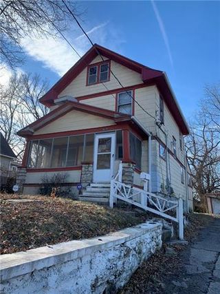 3004, 3006, 3010 Kensington Avenue