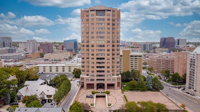 400 W 49th Terrace Unit 2186 Kansas City, MO Condo Sold - Photo 1 of 32. Opens carousel modal