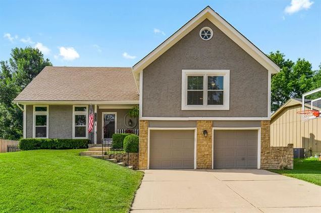 9208 W 117th Terrace Overland Park, KS House Sold - Photo 1 of 25. Opens carousel modal