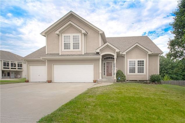 2605 SW 10th Street N/A Blue Springs, MO House Sold - Photo 1 of 32. Opens carousel modal