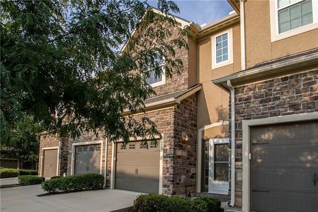 7882 W 158 Circle Overland Park, KS Townhouse Sold - Photo 1 of 26. Opens carousel modal
