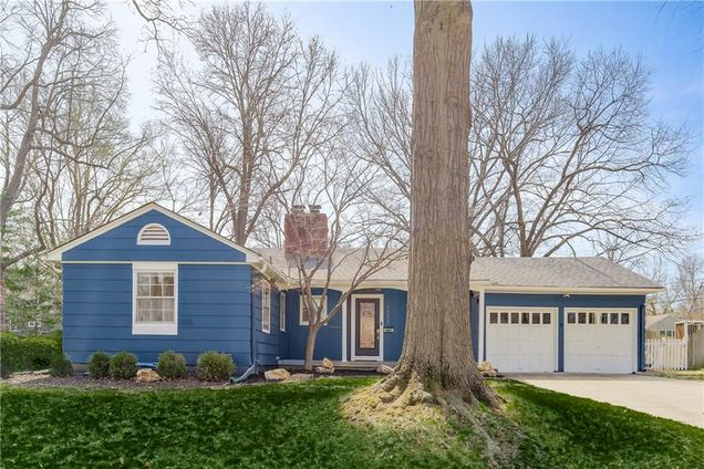 1233 Romany Road Kansas City, MO House Sold - Photo 1 of 33. Opens carousel modal