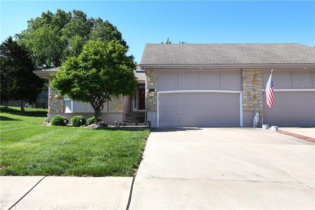 2321 NW Frances Street Lee's Summit, MO Multifamily Sold - Photo 1 of 32. Opens carousel modal