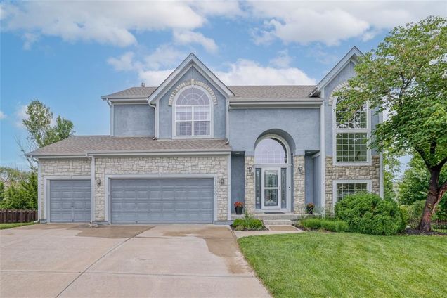 21330 W 59th Street Shawnee, KS House Sold - Photo 1 of 57. Opens carousel modal