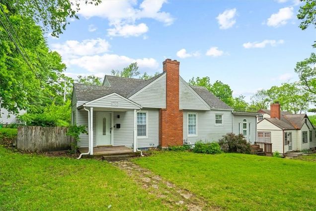 6341 Sni A Bar Rd, Kansas City, MO 64129 | MLS# 2434971