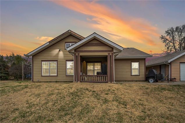 3345 Forest Avenue Kansas City, MO House Sold - Photo 1 of 16. Opens carousel modal