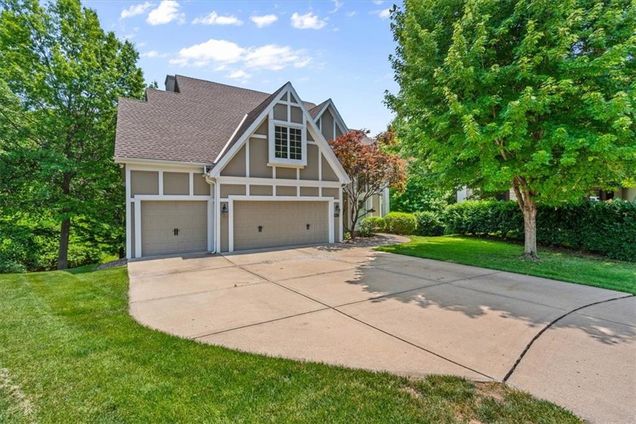 4100 NW 63rd Terrace Kansas City, MO House Sold - Photo 1 of 37. Opens carousel modal