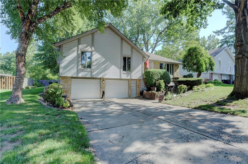 205 SE Mount Vernon Dr  