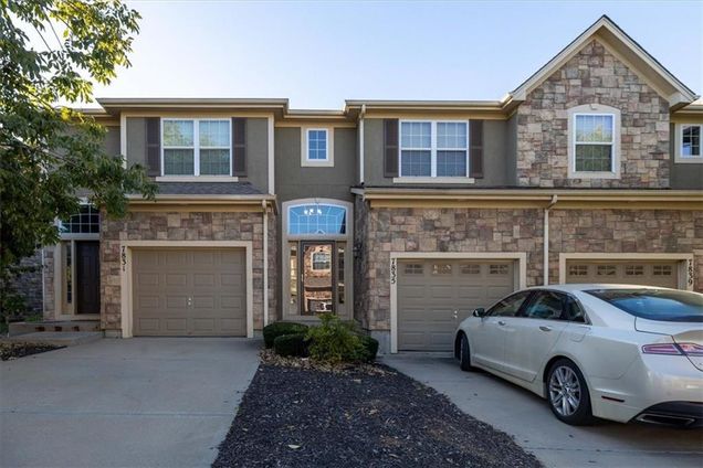 7835 W 158 Court Overland Park, KS Townhouse Sold - Photo 1 of 20. Opens carousel modal