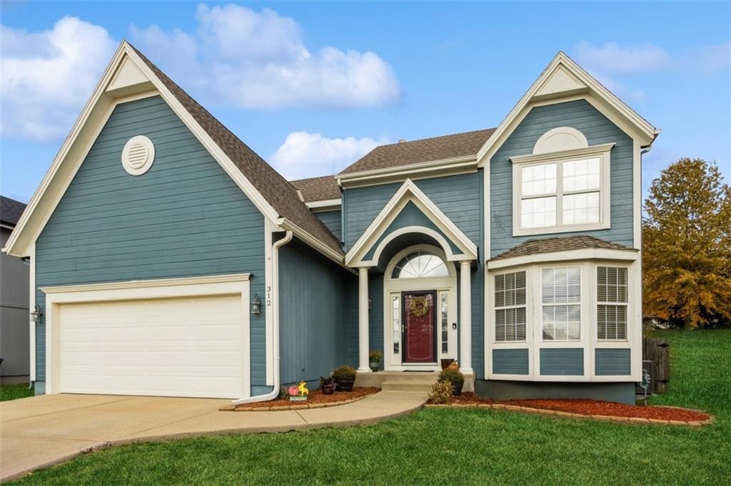 312 W Cottonwood Dr  