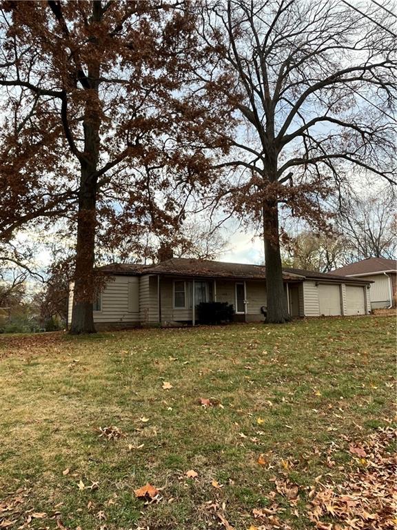 5124 Parish Dr  