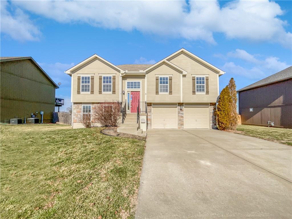 701 Terry Dr  