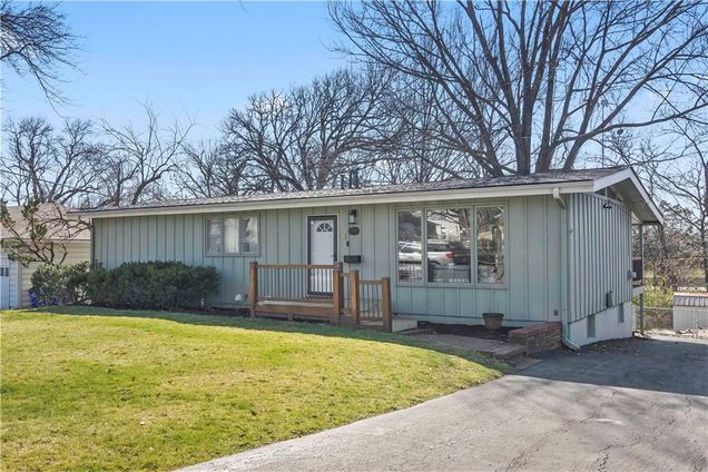 6910 Kessler Street Merriam, KS House Sold - Photo 1 of 40. Opens carousel modal
