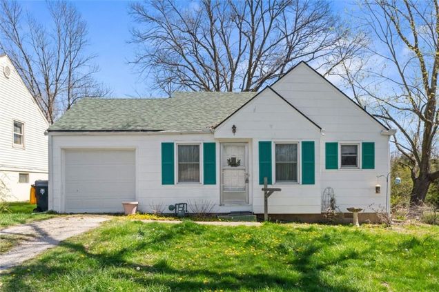 4441 N Chestnut Avenue Kansas City, MO House Sold - Photo 1 of 36. Opens carousel modal