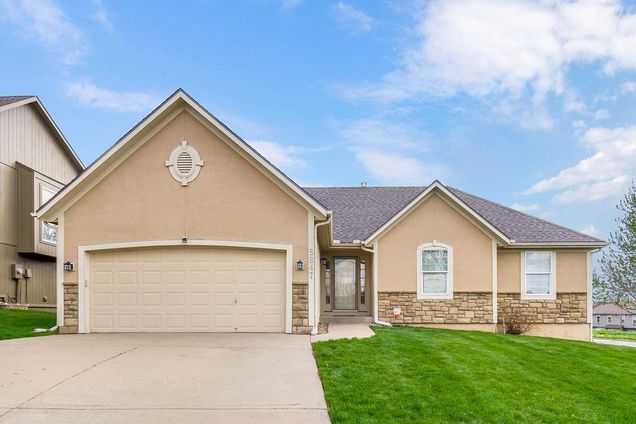5847 Redbud Street Shawnee, KS House Sold - Photo 1 of 37. Opens carousel modal