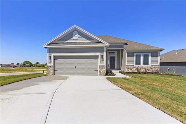 11400 N Auburndale Circle Kansas City, MO House Sold - Photo 1 of 11. Opens carousel modal
