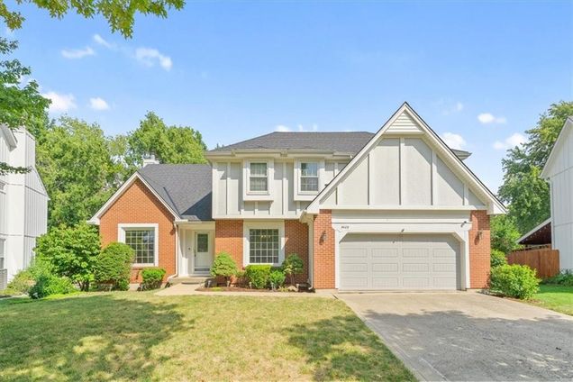 8409 Greenwood Circle Lenexa, KS House Sold - Photo 1 of 39. Opens carousel modal