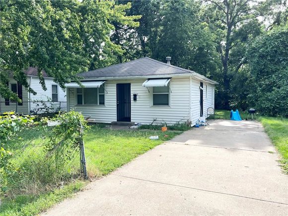 8013 Montgall Avenue Kansas City, MO House Sold - Photo 1 of 11. Opens carousel modal