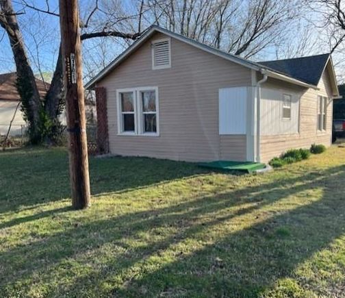 3131 Appleton Avenue Parsons, KS House Active - Photo 1 of 21. Opens carousel modal