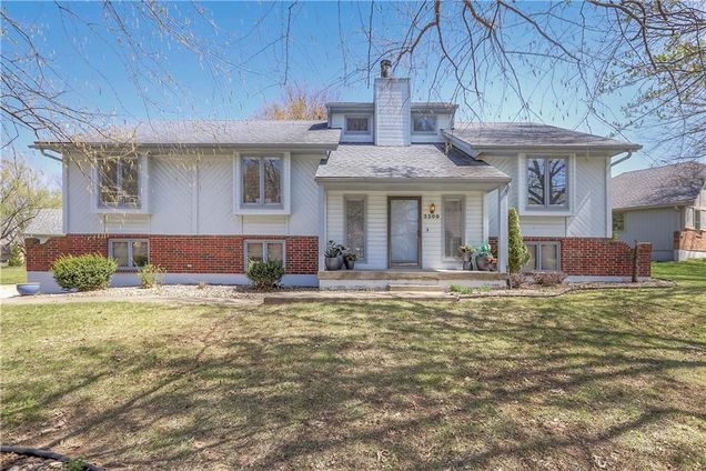 3300 SW Fleming Drive Blue Springs, MO House Sold - Photo 1 of 31. Opens carousel modal
