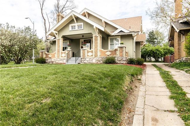 1124 W 75th Terrace Kansas City, MO House Sold - Photo 1 of 38. Opens carousel modal