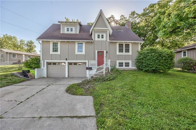 803 Halsey Circle Harrisonville, MO House Sold - Photo 1 of 33. Opens carousel modal