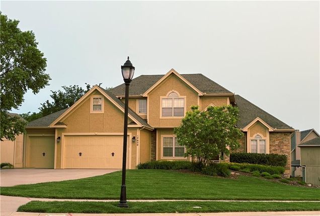 14650 NW 66th Terrace Parkville, MO House Sold - Photo 1 of 64. Opens carousel modal