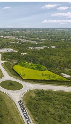 3.2 Acres Hampton/45 Highway Parkville, MO Plot of land Active - Photo 1 of 18. Opens carousel modal