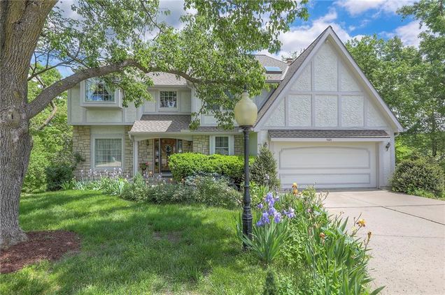 5321 67th Court Kansas City, MO House Active - Photo 1 of 36. Opens carousel modal