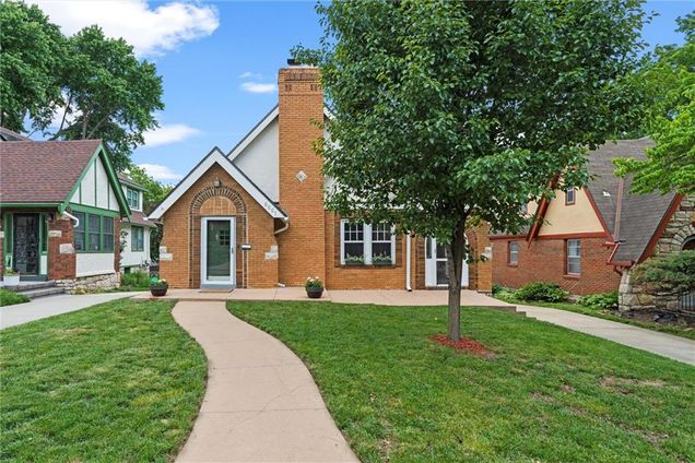 6661 Locust Street Kansas City, MO House Sold - Photo 1 of 41. Opens carousel modal