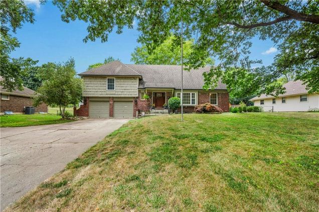 11314 Wornall Road