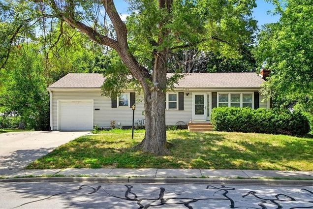 105 S Burch Street