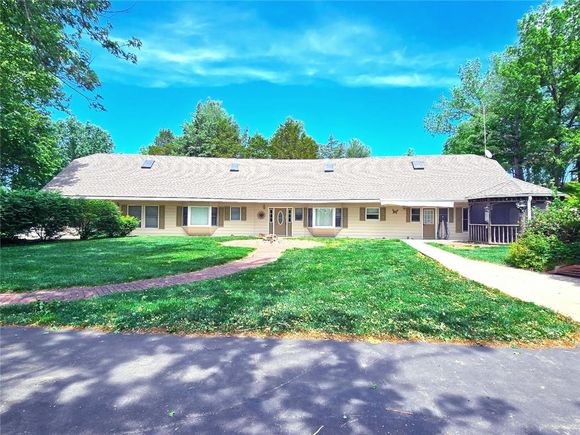 2101 Hillview Road