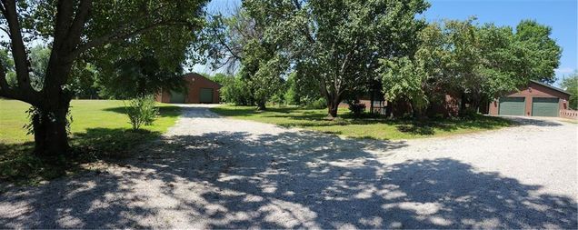 29860 Cedar Niles Road Paola, KS House Active - Photo 1 of 85. Opens carousel modal