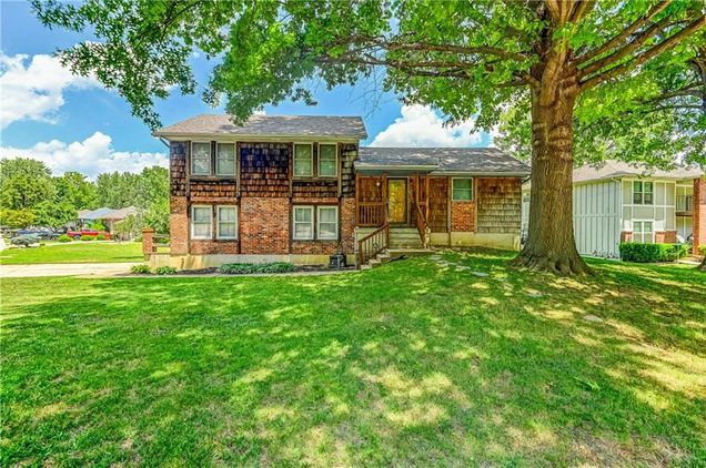 16500 E 28th Place Independence, MO House Active - Photo 1 of 38. Opens carousel modal