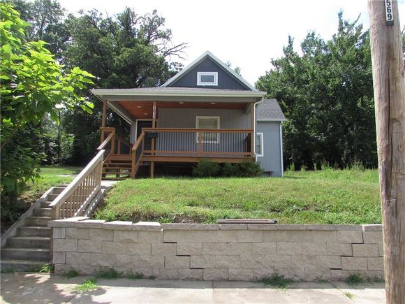 1812 Elmwood Avenue Kansas City, MO House Active - Photo 1 of 17. Opens carousel modal