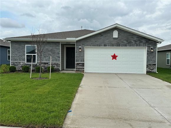37842 W 207th Terrace Edgerton, KS House Active - Photo 1 of 26. Opens carousel modal