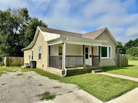 310 E 17th Street Trenton, MO House Active - Photo 1 of 20. Opens carousel modal