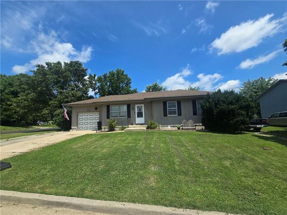 701 E Grandriver Street Clinton, MO House Active - Photo 1 of 19. Opens carousel modal
