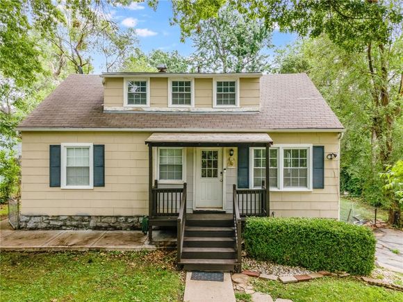 3011 S 10th Street Kansas City, KS House Active - Photo 1 of 31. Opens carousel modal