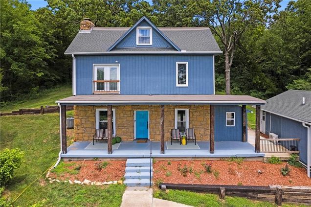 601 Kaw Drive