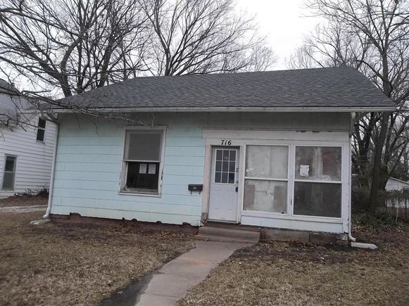716 E Lincoln Street Iola, KS House Sold - Photo 1 of 19. Opens carousel modal