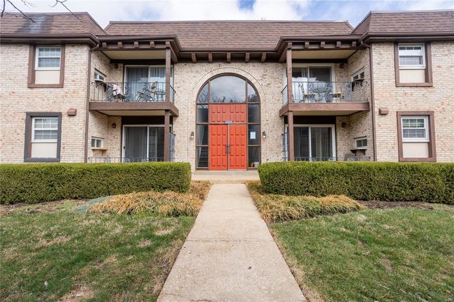 11921 Villa Dorado Drive Unit F St Louis, MO Condo Coming Soon - Photo 1 of 26. Opens carousel modal