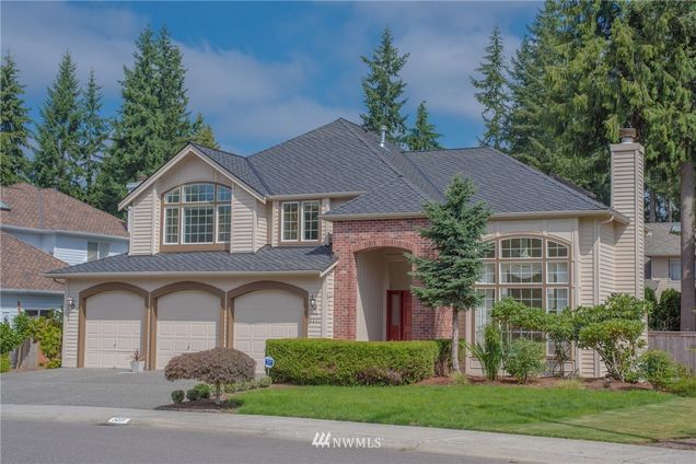 3201 151st Place SE MillCreek, WA House Sold - Photo 1 of 25. Opens carousel modal