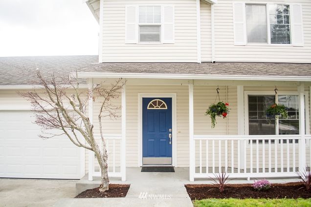 2130 150th Place SW Lynnwood, WA House Sold - Photo 1 of 17. Opens carousel modal